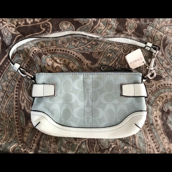 Coach bag. NWT - Picture 4 of 9